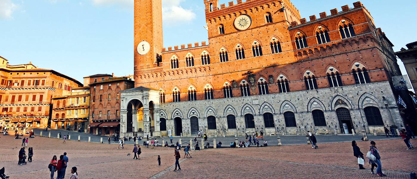 Piazza del Campo Wheelchair Siena Accessible Tuscany Tours