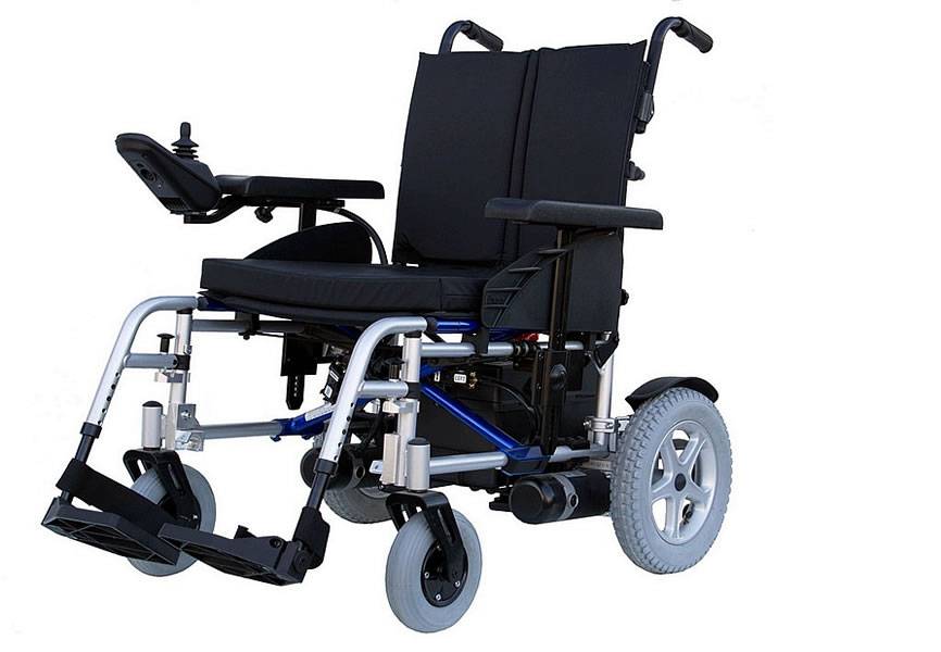 Electric Wheelchair for rent in Italy